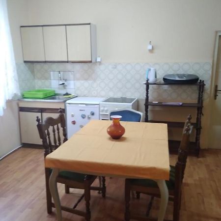 Kanjiža Hostel Bata Apartman מראה חיצוני תמונה